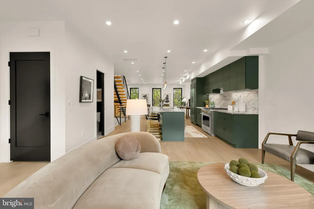 Additional image 19 of 2534 11th Street NW Unit 2, Washington, DC 20001