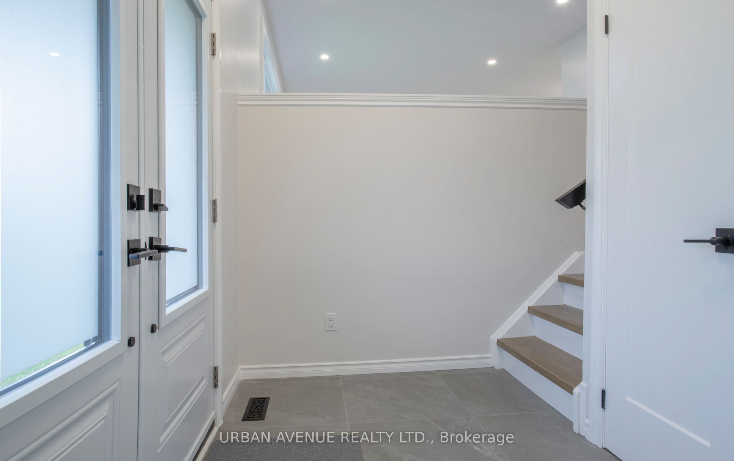 Additional image 5 of 329 Cooper Court, Oshawa, ON, L1J 6V4