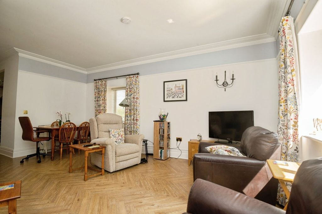 Additional image 4 of 2 bed maisonette for saleThe Manor, Talygarn, Pontyclun CF72