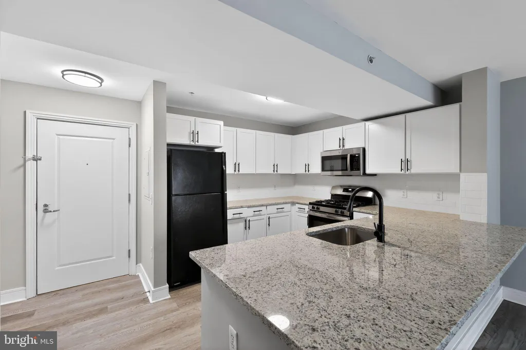 Additional image 19 of 800 4th Street SW Unit S124, Washington, DC 20024
