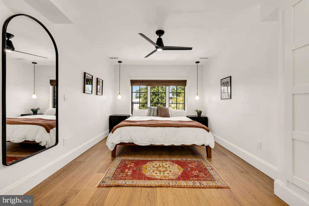 Additional image 21 of 908 Girard Street NE, Washington, DC 20017