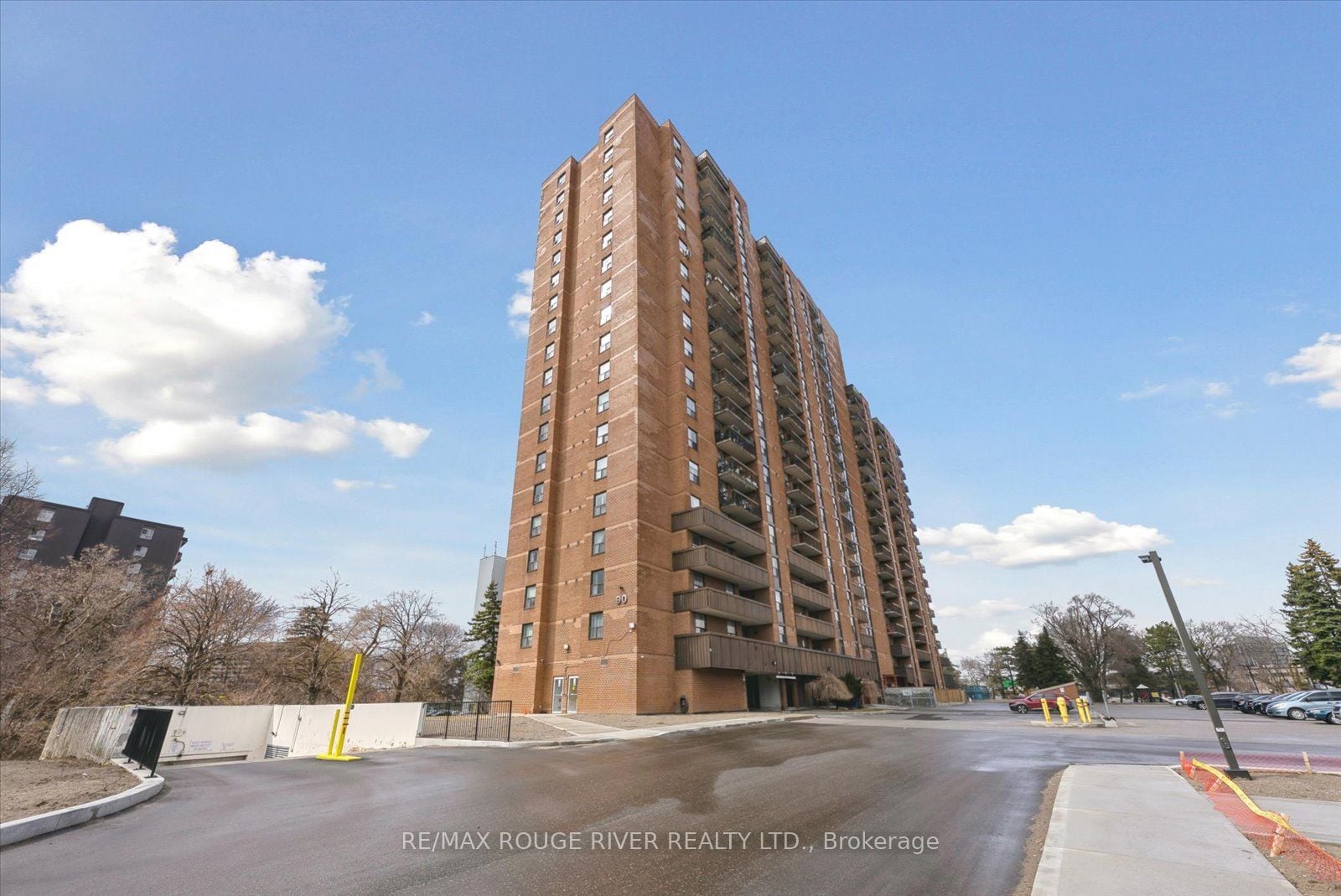 Additional image 3 of 907-90 Ling Road, Toronto, ON, M1E 4Y3