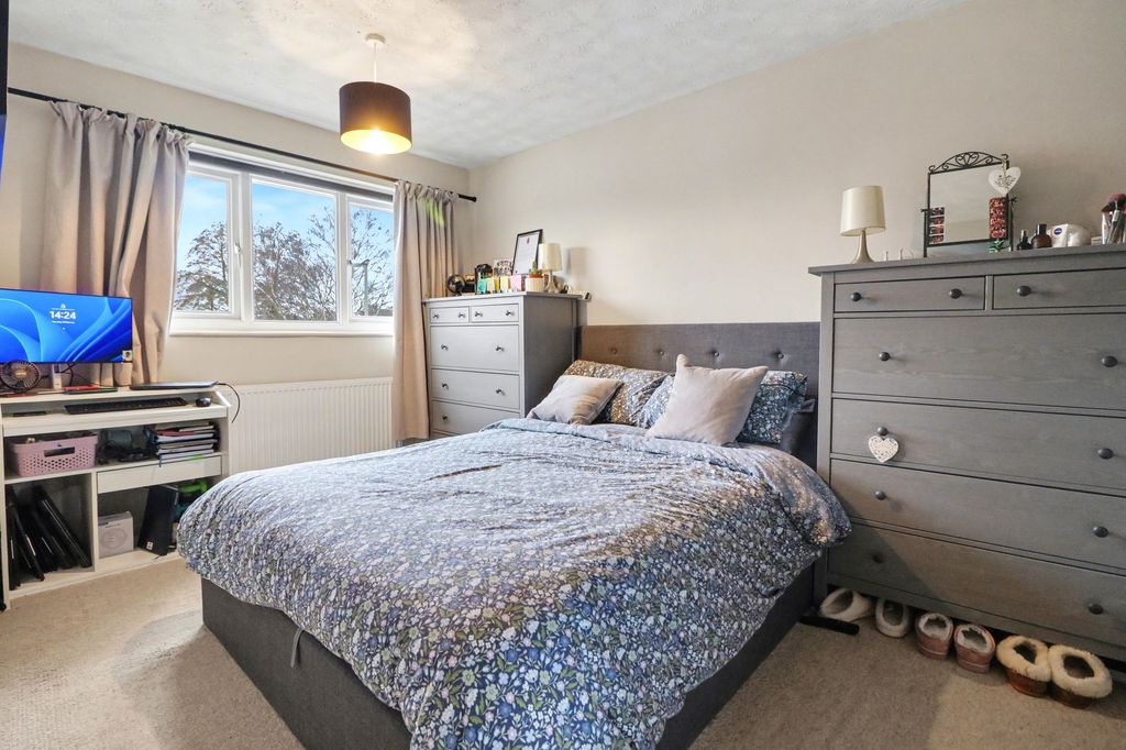 Additional image 6 of 3 bed semi-detached house for saleWhitebeam Road, Hedge End SO30