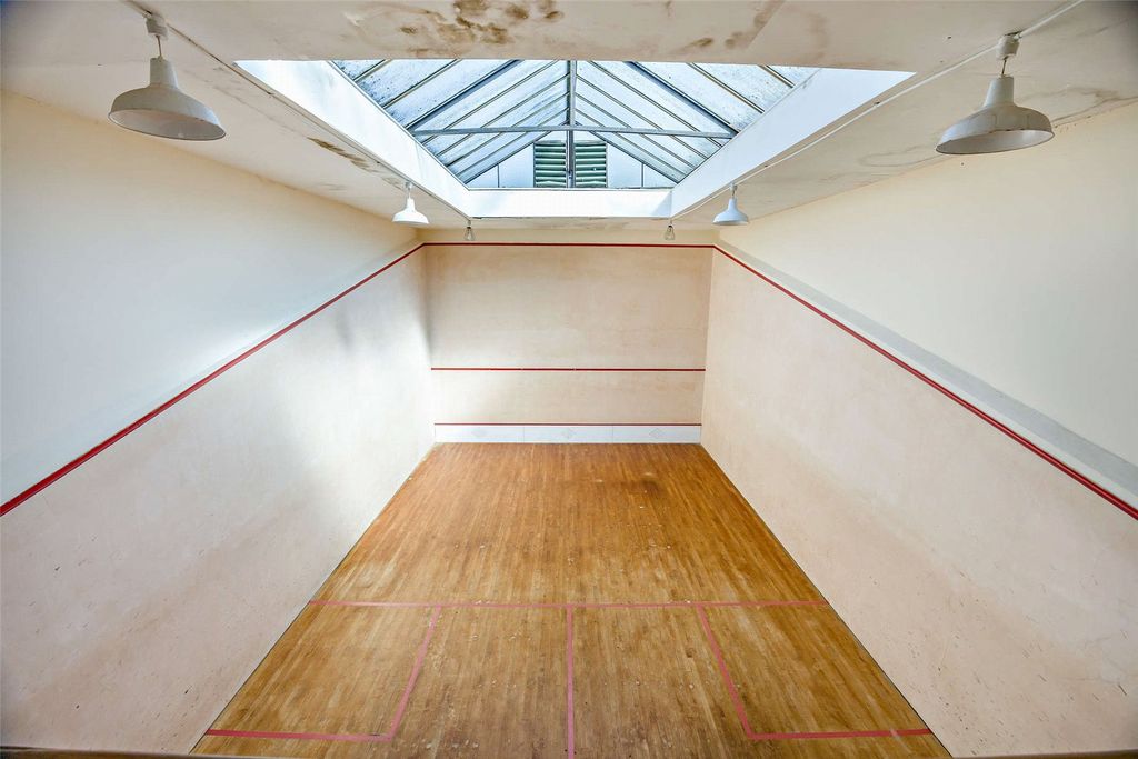 Additional image 21 of 5 bed detached house for saleUpper Woolhampton, Reading, Berkshire RG7