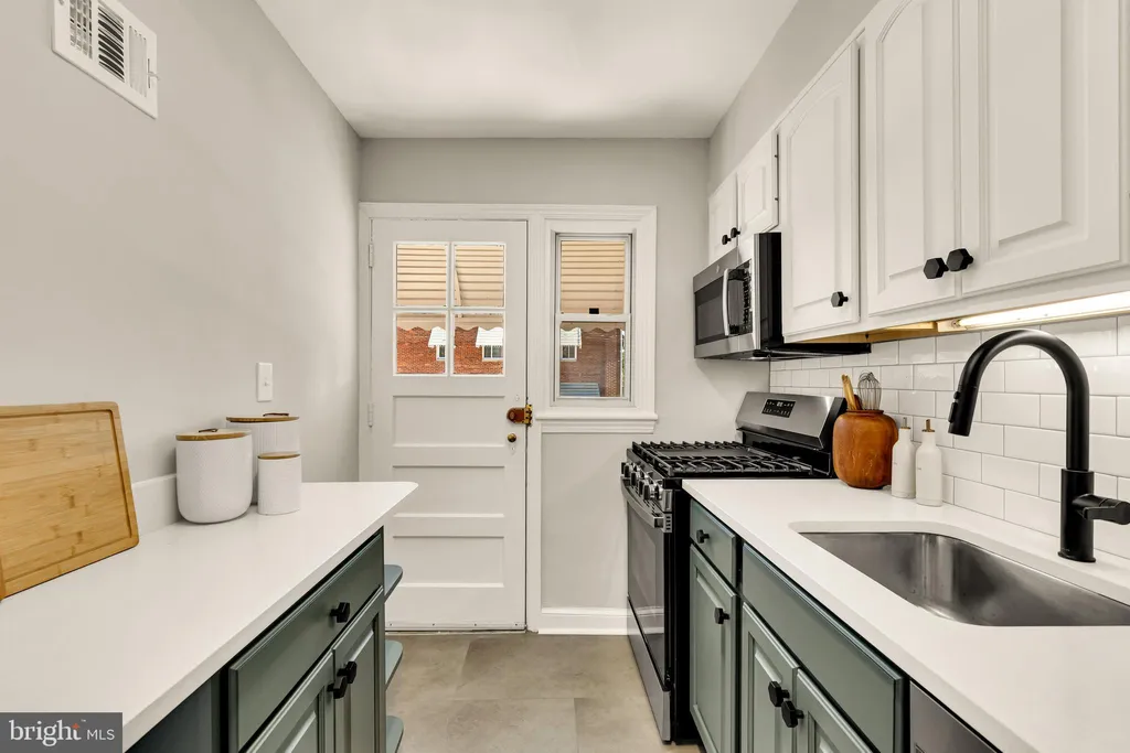 Additional image 16 of 4727 8th Street NE, Washington, DC 20017