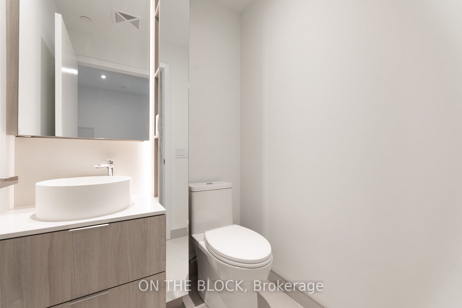 Additional image 3 of 416-28 Ann Street, Mississauga, ON, L5G 0E1