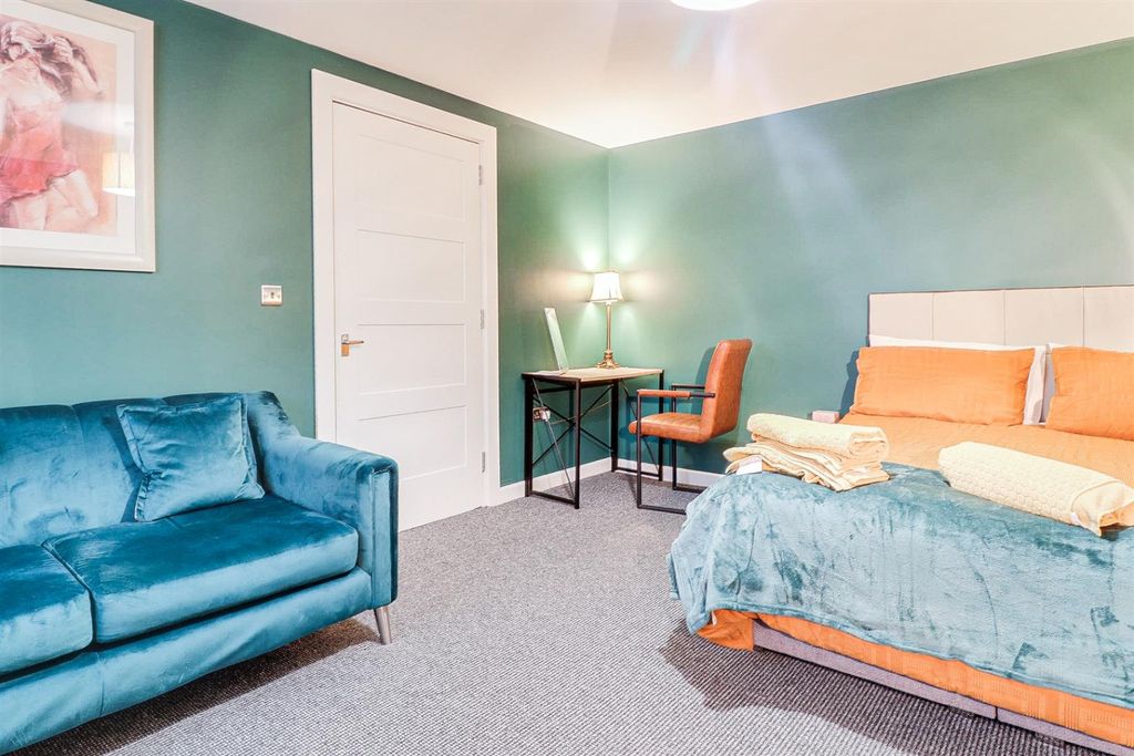 Additional image 10 of 6 bed flat for saleStanley Street, Southport, Merseyside PR9