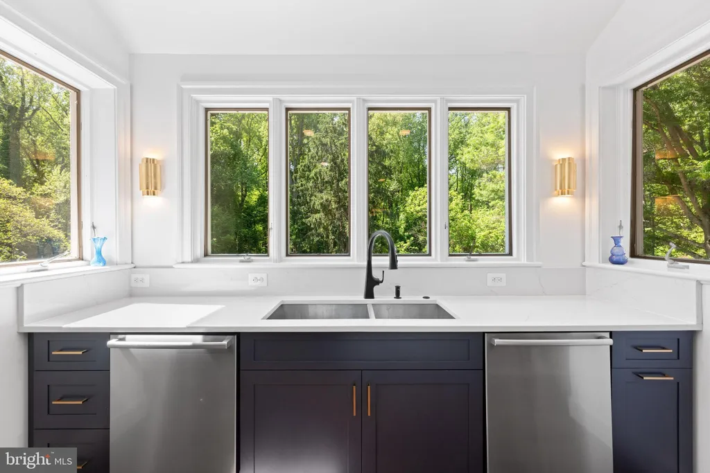 Additional image 5 of 1702 Kalmia Road NW, Washington, DC 20012