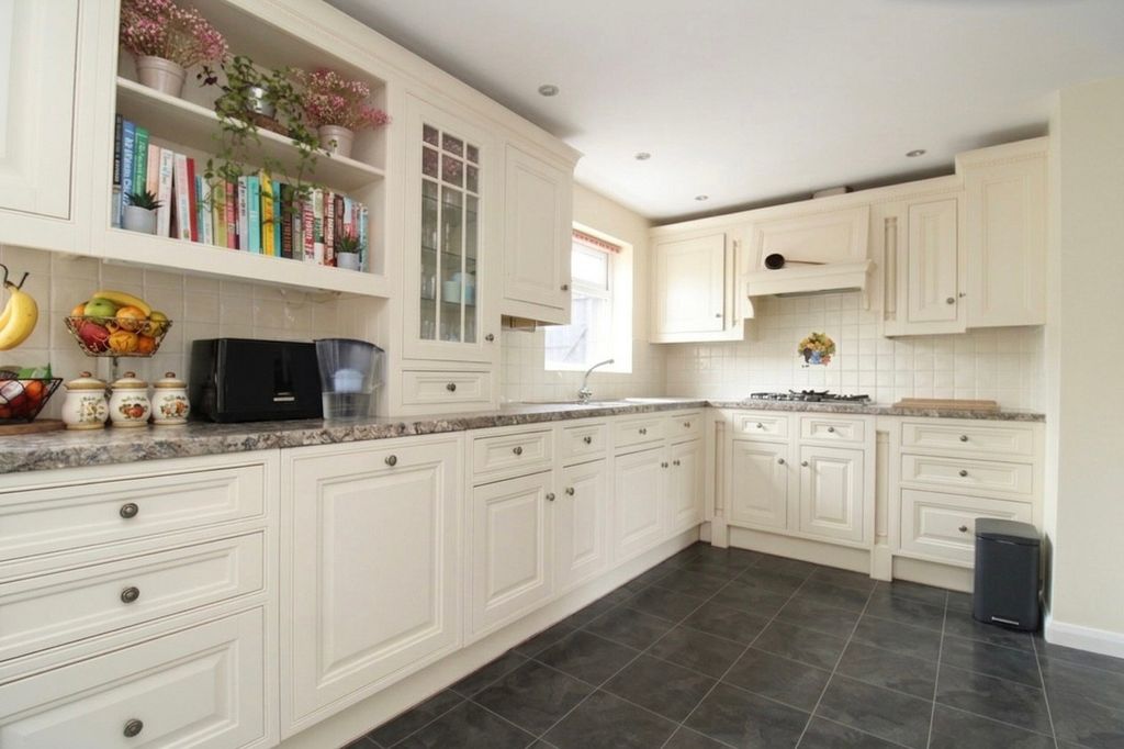 Additional image 4 of 3 bed semi-detached house for saleBrockmans Close, Minster, Ramsgate CT12