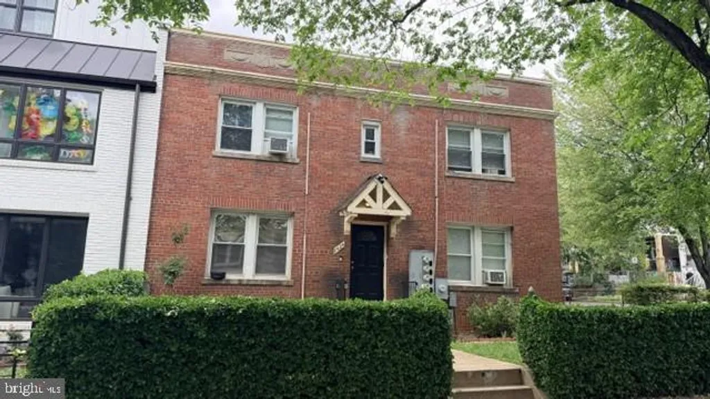 1424 Staples Street NE Unit 1, Washington, DC 20002