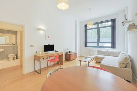 Larden Road, London W3