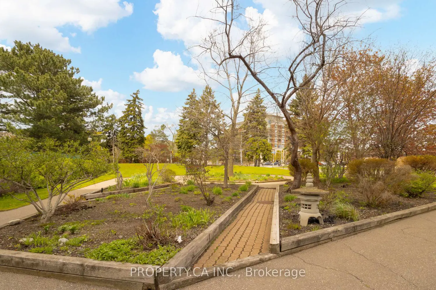 Additional image 19 of 966 Inverhouse Drive 109
