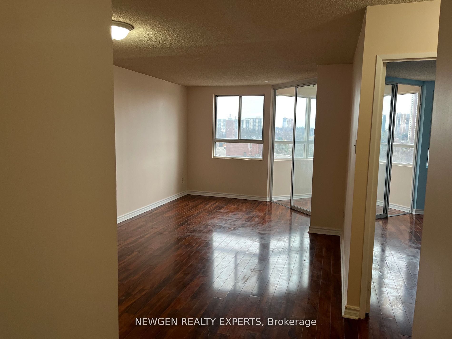 Additional image 4 of 1514-4 Park Vista Drive, Toronto, ON, M4B 3M8