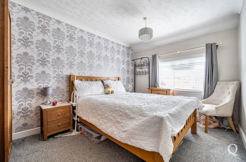Additional image 8 of 3 bed semi-detached house for saleRegis Crescent, Sittingbourne, Kent ME10