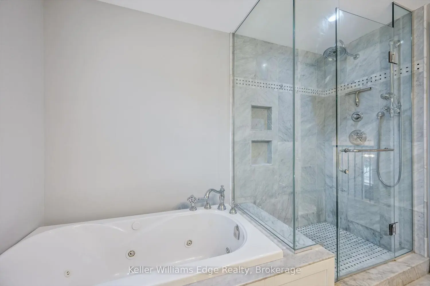 Additional image 8 of 2414 Upton Court