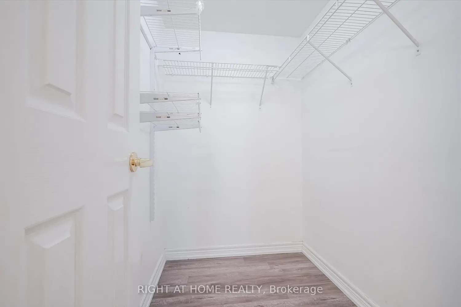 Additional image 20 of 156 Enfield Place 2205