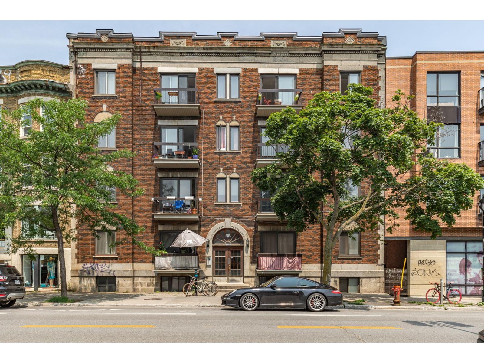 5221 Av. du Parc