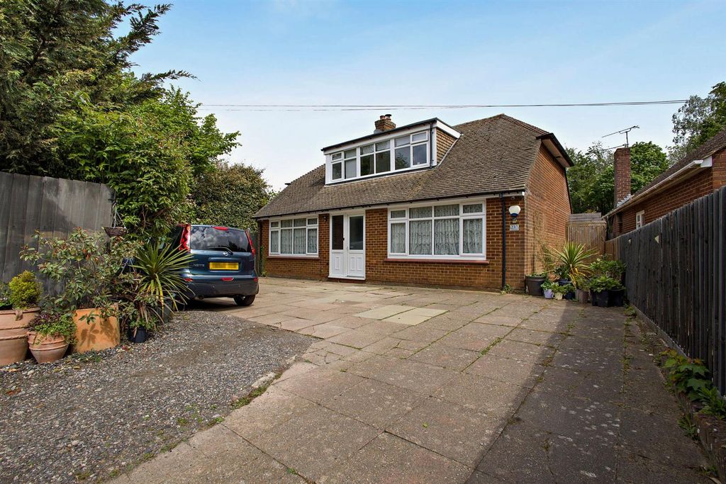 3 bed detached bungalow for saleSutton Road, Maidstone ME15