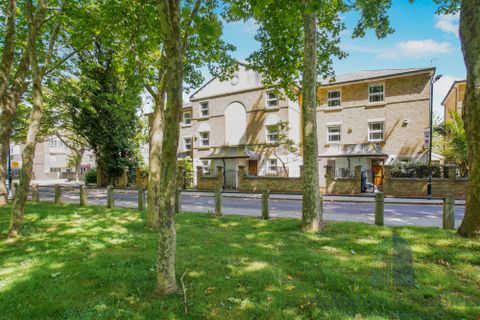 Bethwin Road, London, London SE5