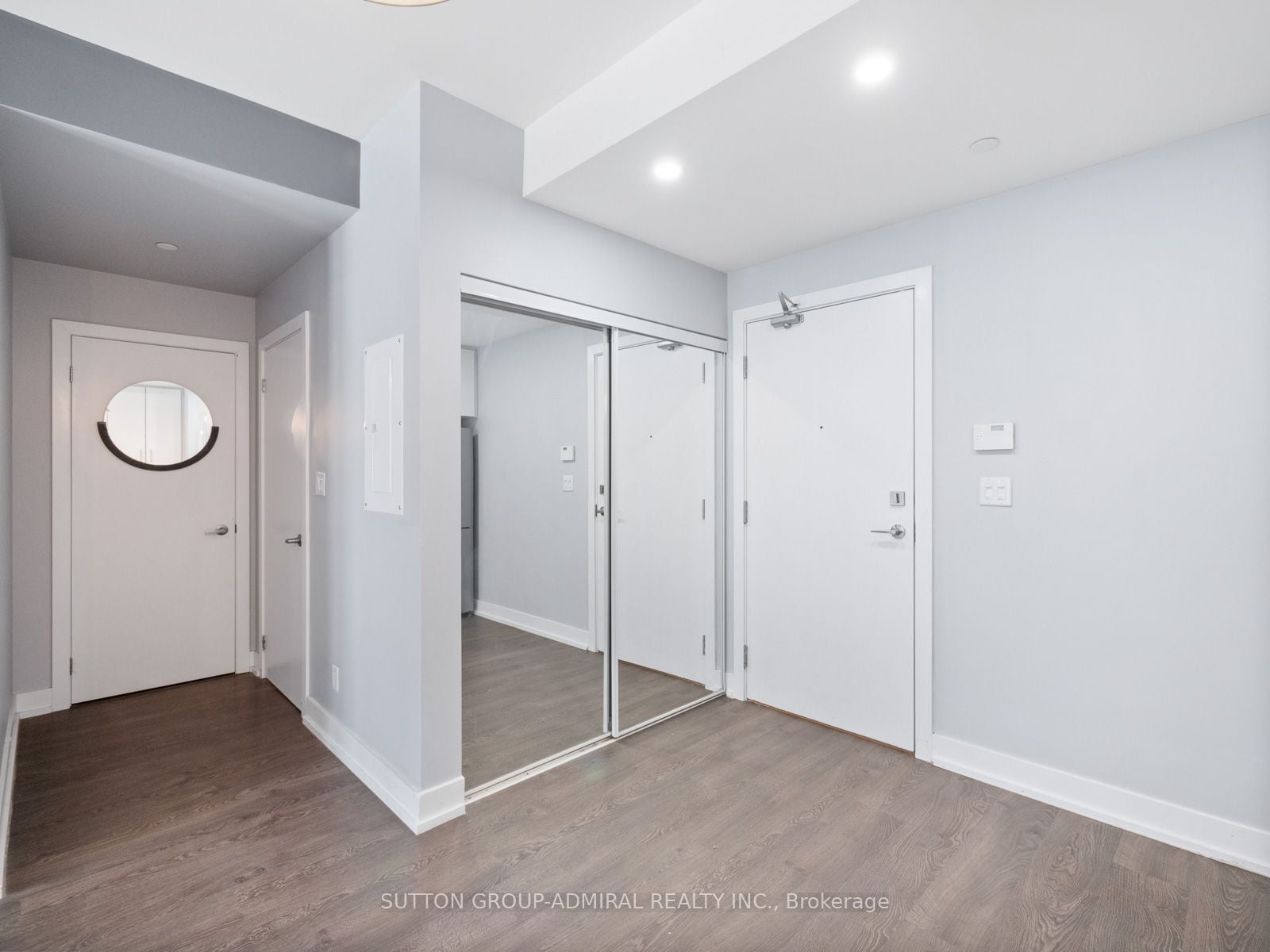 Additional image 2 of 102-75 The Donway N/a W, Toronto, ON, M3C 2E9