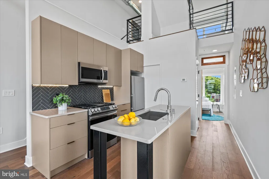 Additional image 12 of 1417 Maryland Avenue NE Unit 3, Washington, DC 20002