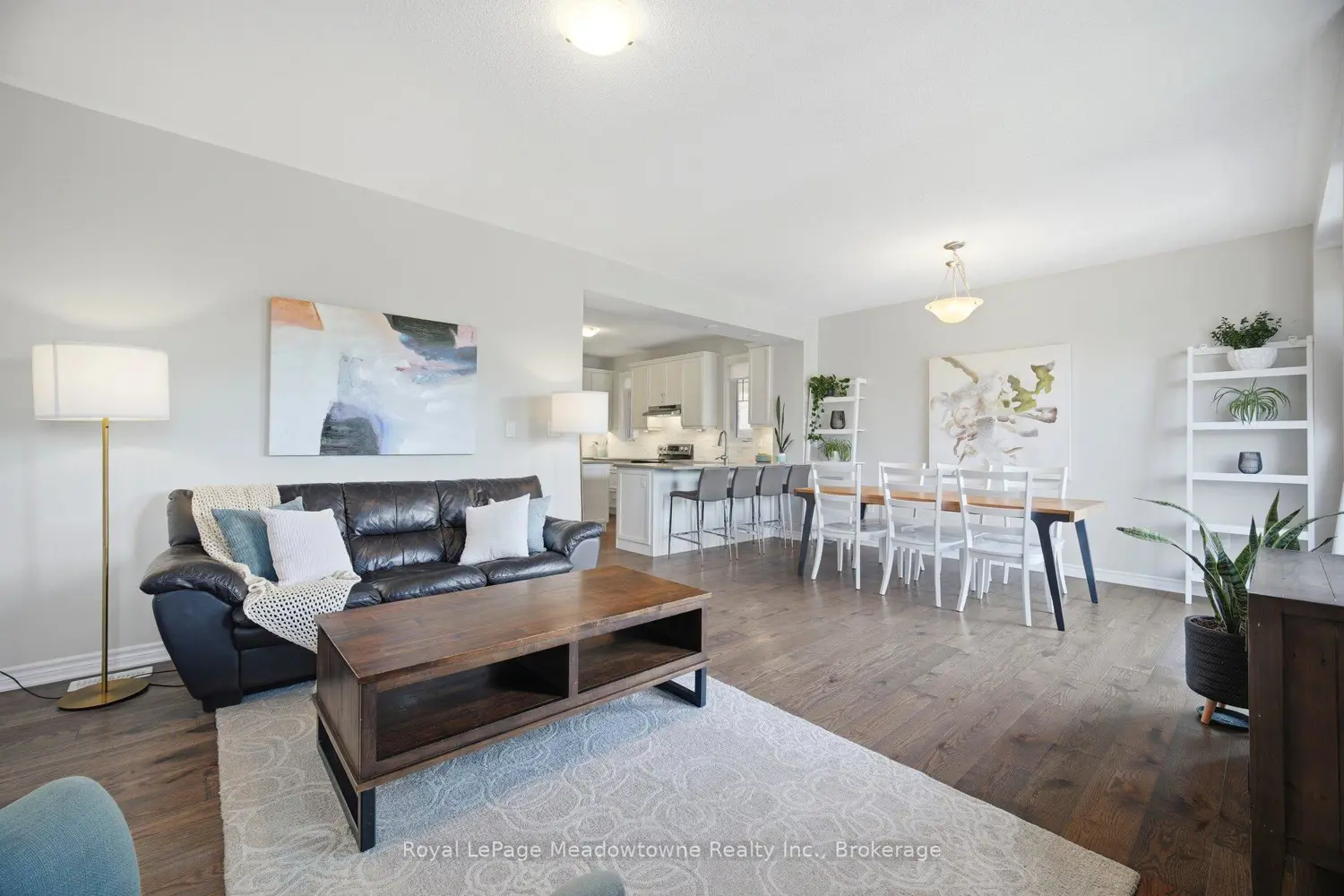 1518 Clitherow Street photo 2