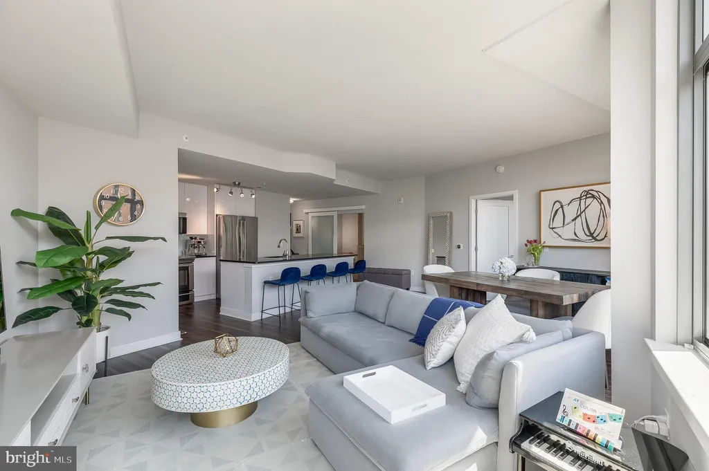 Additional image 4 of 460 New York Avenue NW Unit 607, Washington, DC 20001