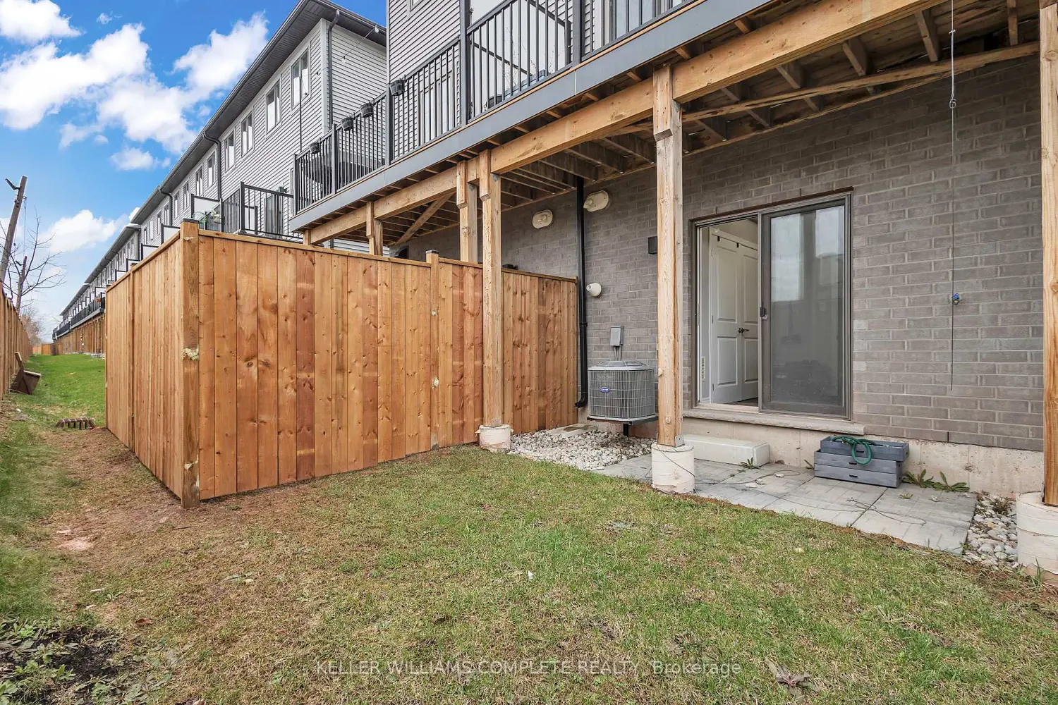 Additional image 17 of 575 Woodward Avenue 116