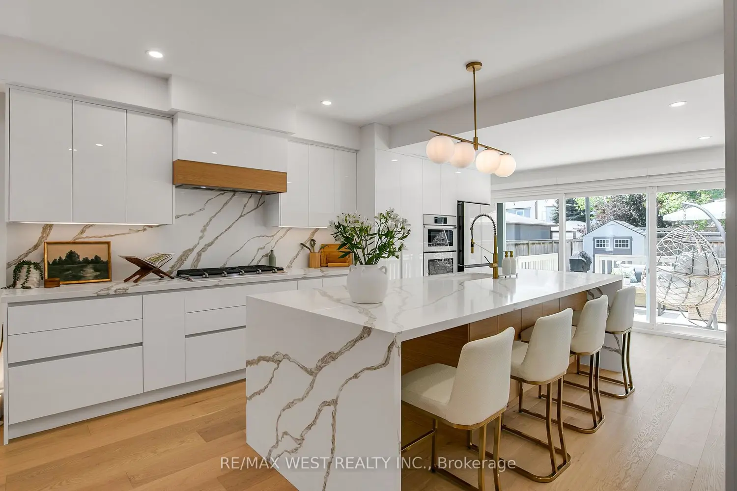 106 Brookside Avenue photo 4
