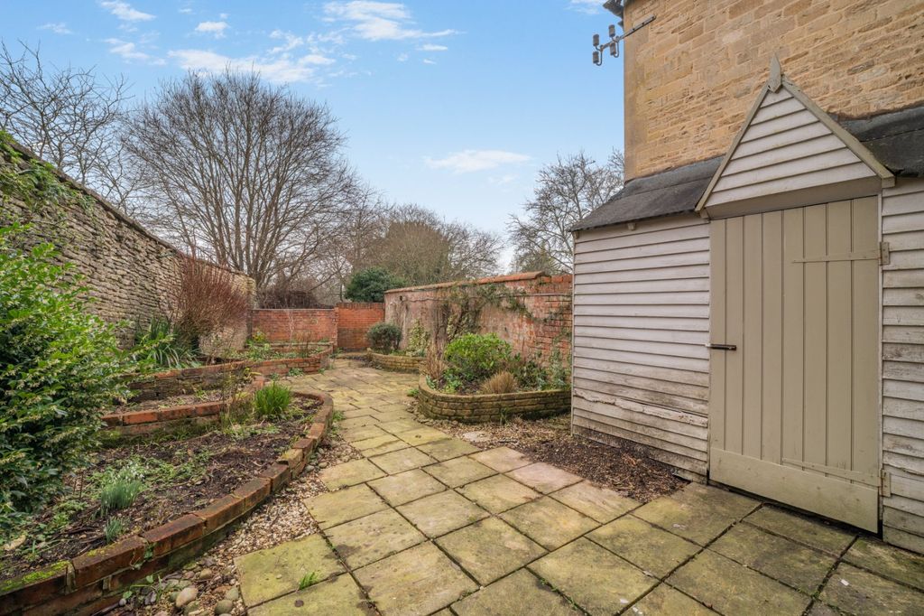 Additional image 12 of 3 bed terraced house for saleCecily Hill, Cirencester, Gloucestershire GL7
