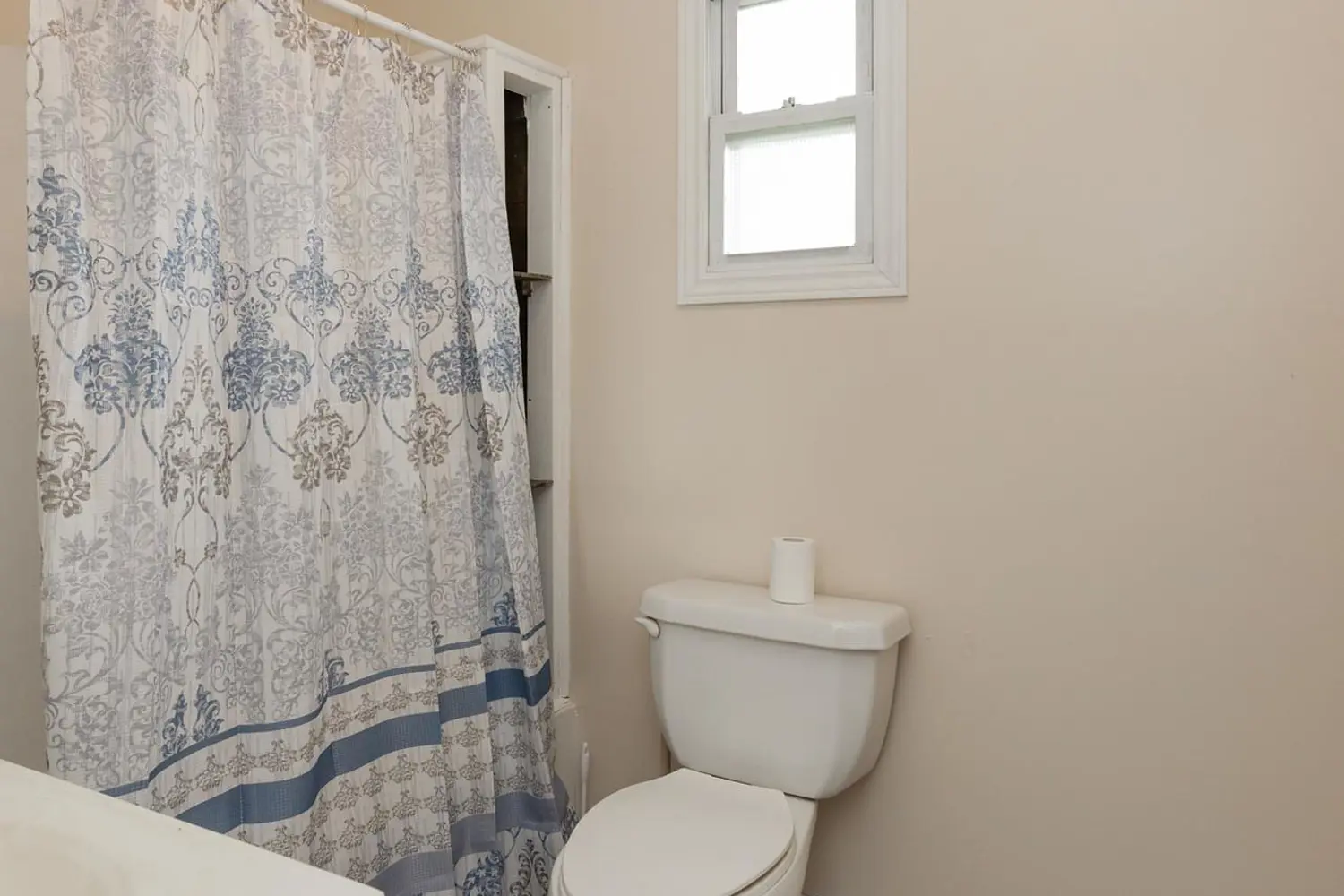 Additional image 12 of 111 Norwood Avenue
