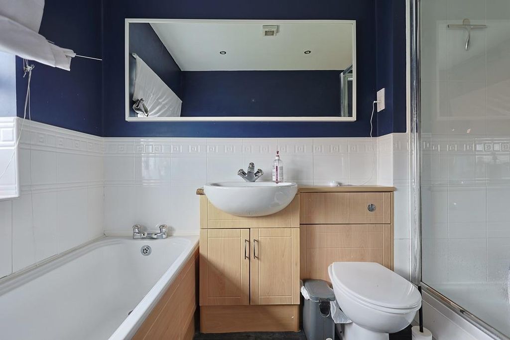 Additional image 28 of 5 bed end terrace house for saleFeatherstone Grove, Newcastle Upon Tyne NE3