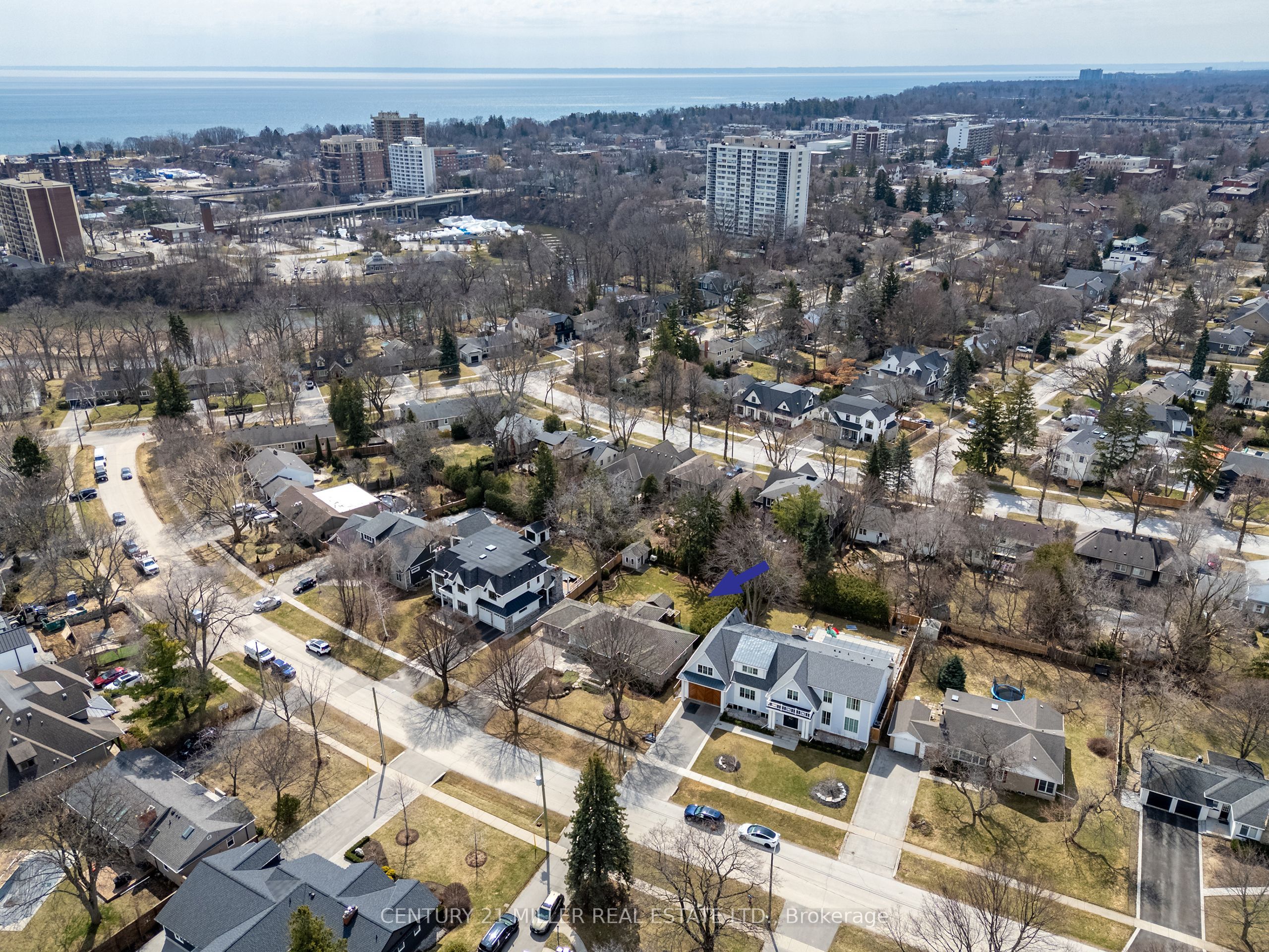 Additional image 3 of 262 Oakwood Crescent, Oakville, ON, L6K 3M8