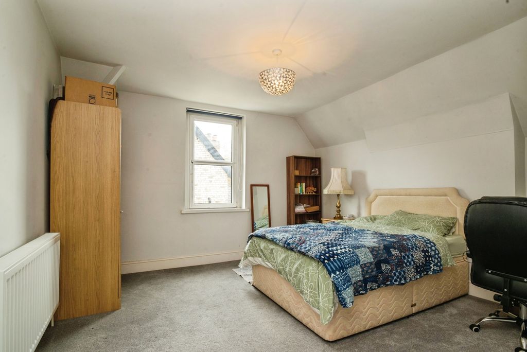 Additional image 14 of 3 bed flat for saleCaerau Road, Newport NP20