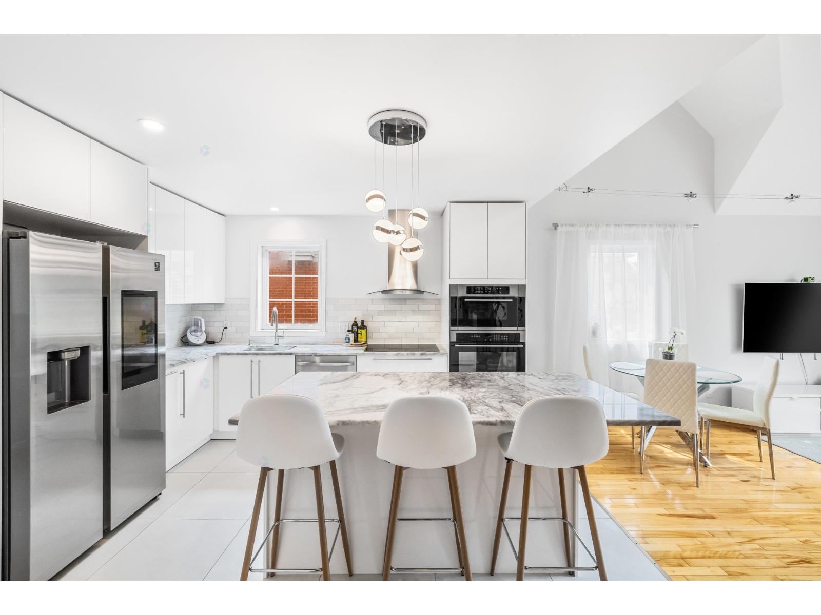 2350 Rue Harriet-Quimby
