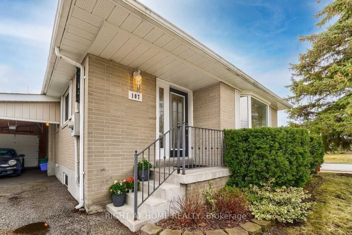 Additional image 2 of 107 Cherrywood Drive, Newmarket, ON, L3Y 2X6