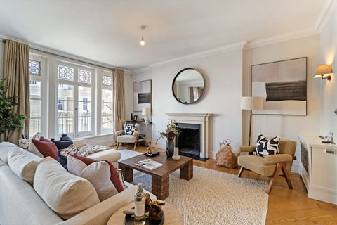 Linden Gardens, London W2