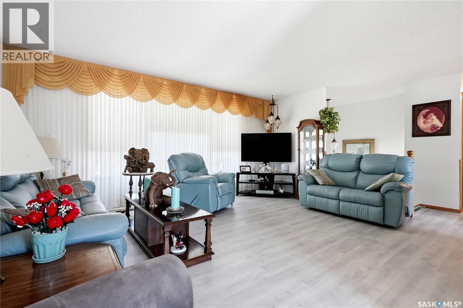 Additional image 6 of 3355 Fairlight Drive, Saskatoon, SK, S7N4M1