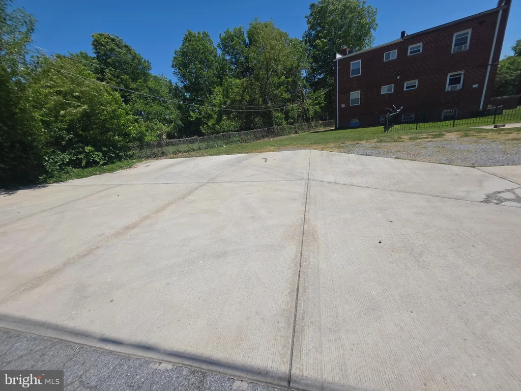 Additional image 11 of 3747 1st Street SE, Washington, DC 20032