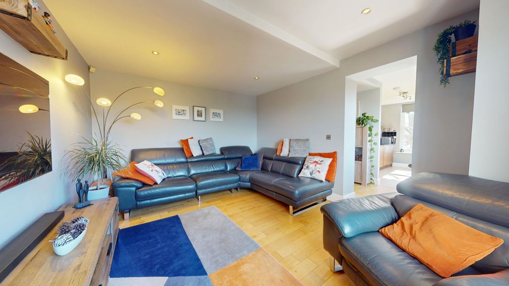 Additional image 11 of 2 bed flat for saleHorsley Hill Road, South Shields, Tyne And Wear NE33