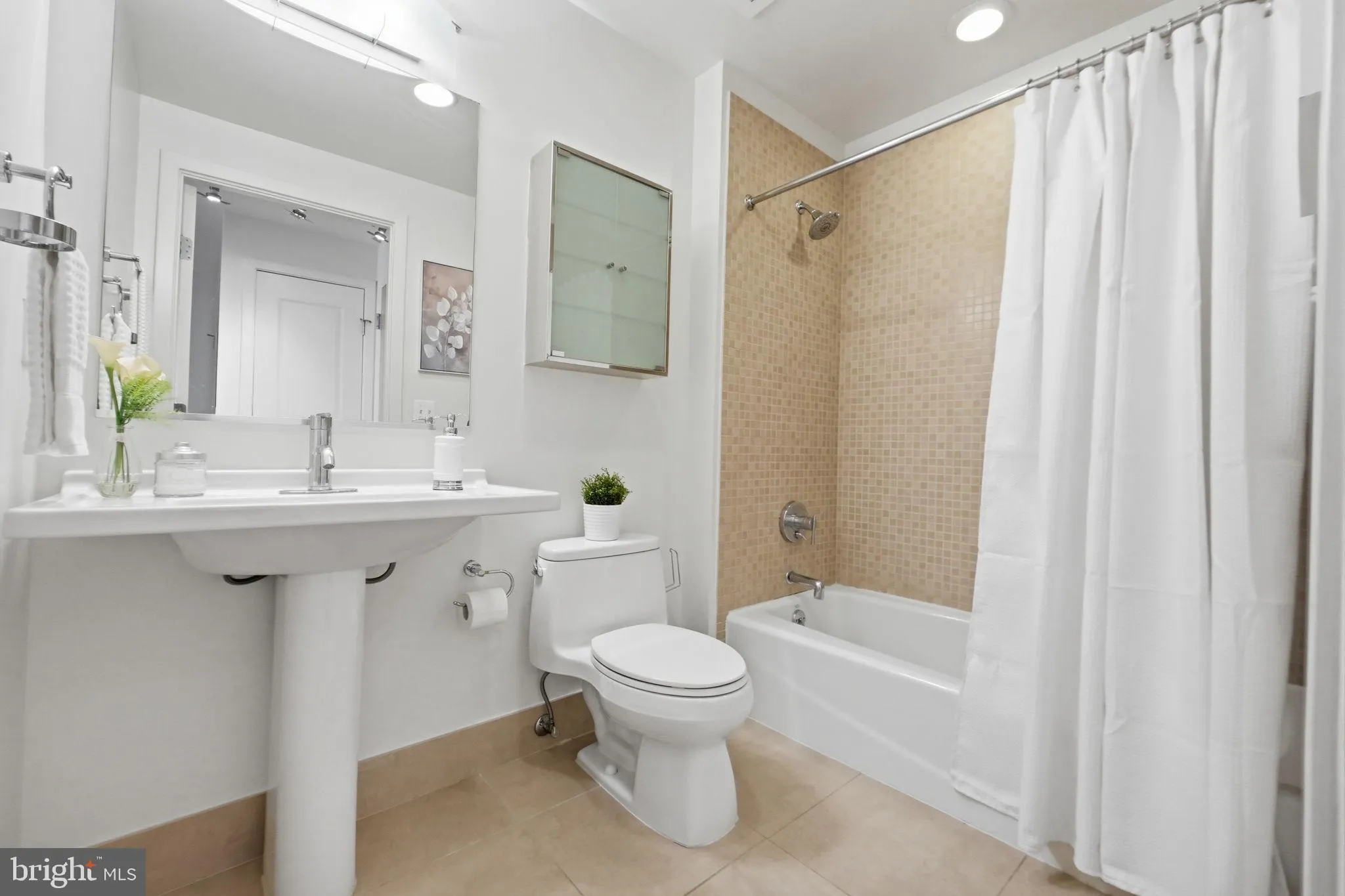 Additional image 46 of 2125 14th Street NW Unit 721, Washington, DC 20009