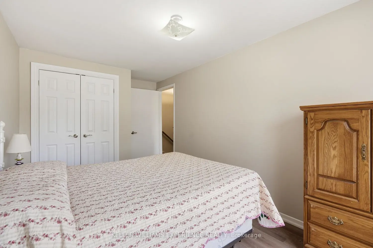 Additional image 9 of 246 Tupper Boulevard 8