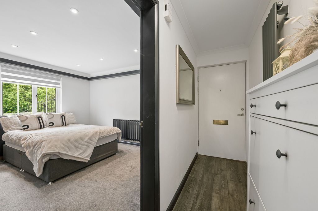 Additional image 10 of 2 bed flat for saleQuarrywood Court, Livingston EH54