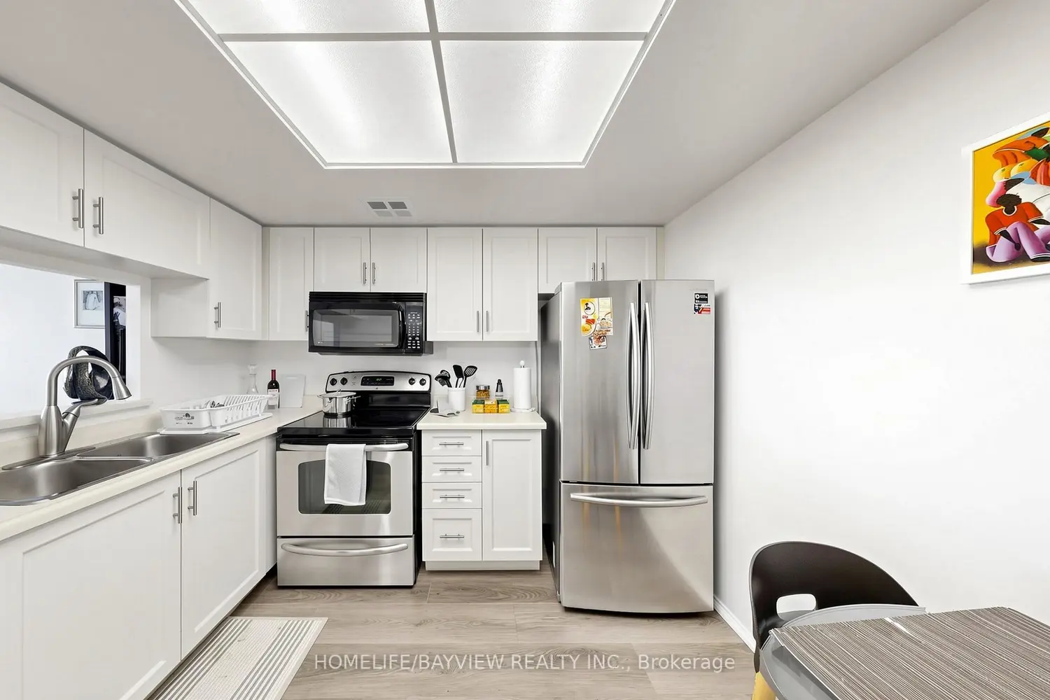 Additional image 15 of 7601 Bathurst Street 902