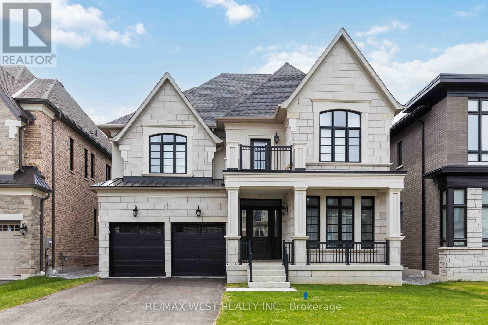 7 SAXBY FARM AVENUE
