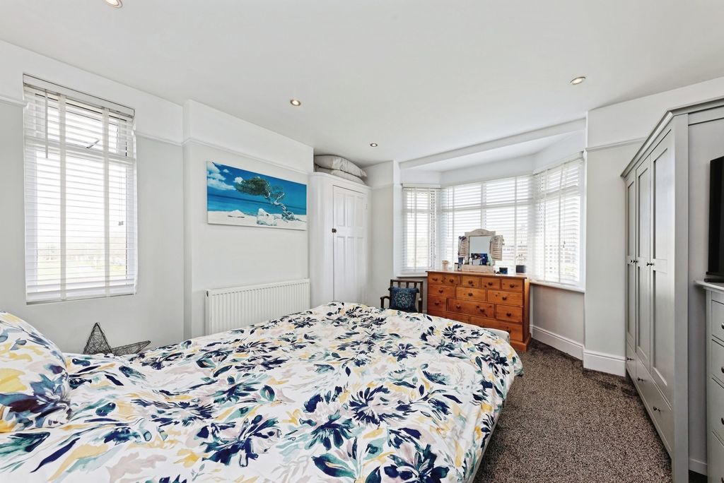 Additional image 11 of 3 bed semi-detached house for saleWarten Road, Ramsgate, Kent CT11