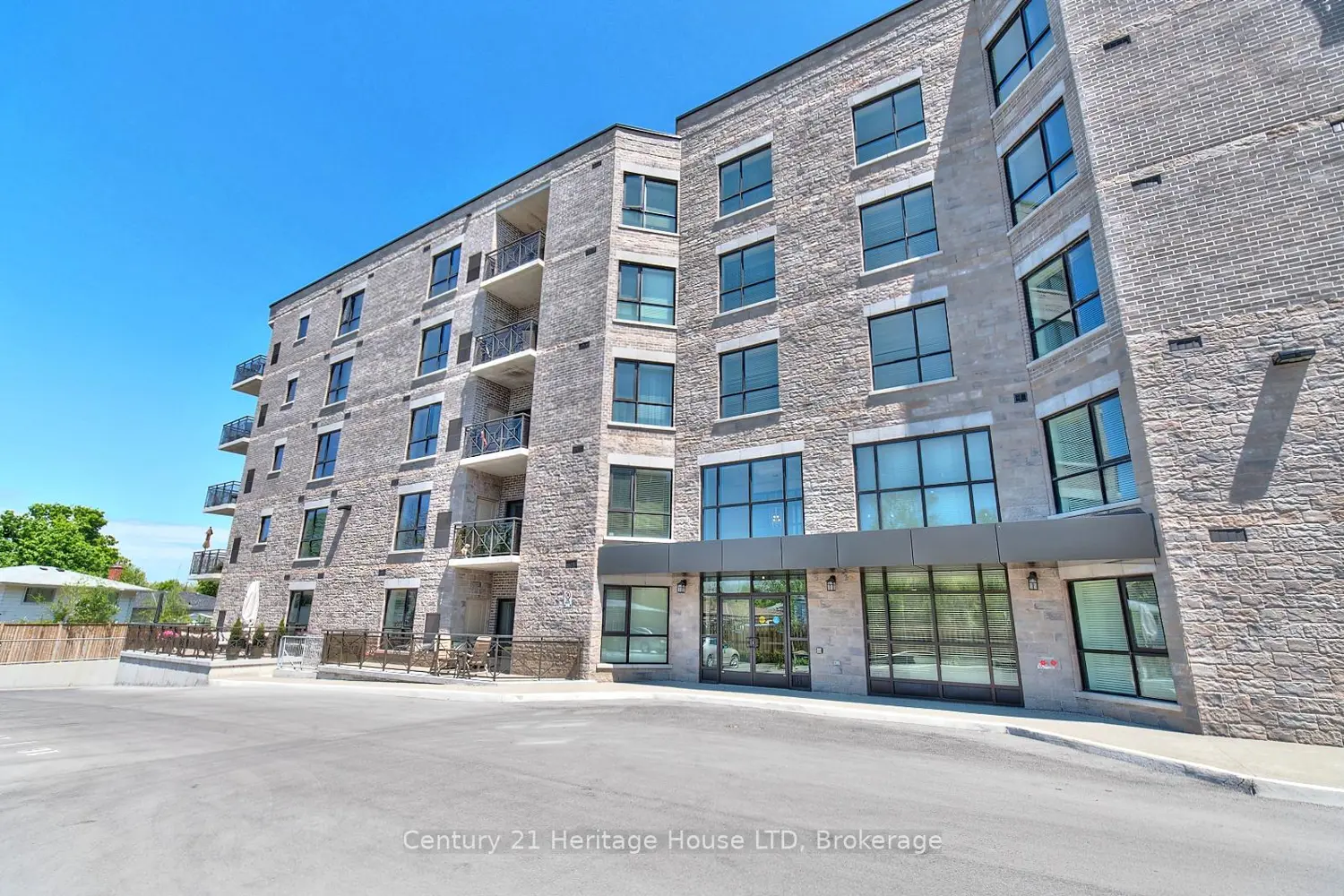379 Scott Street 307