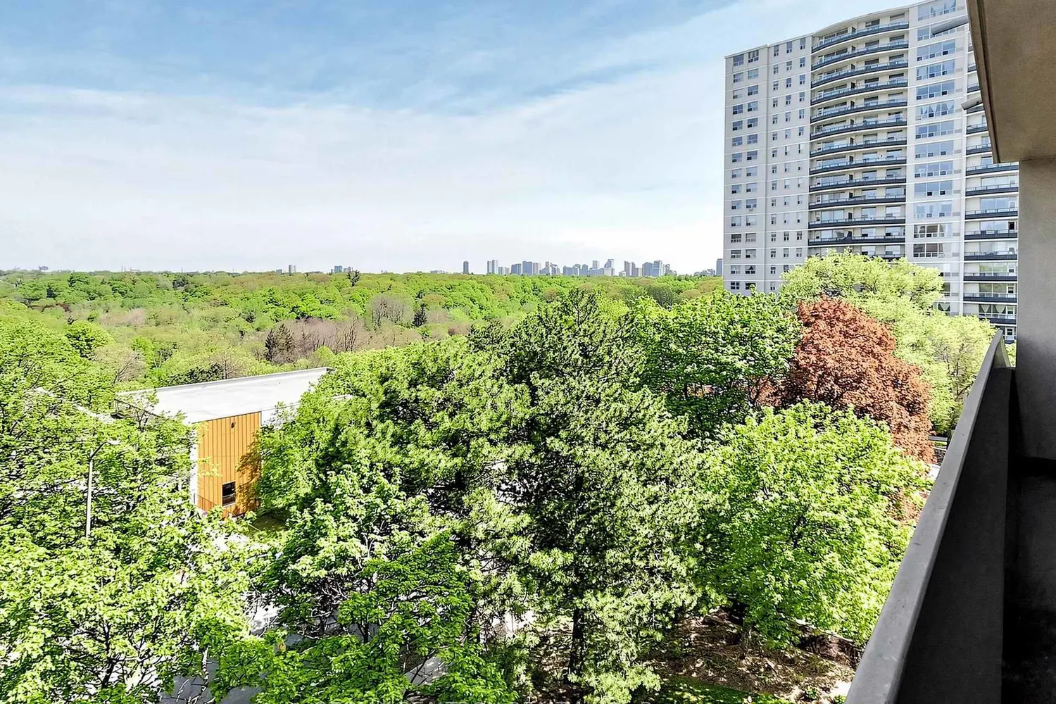 100 Canyon Avenue 608 photo 4