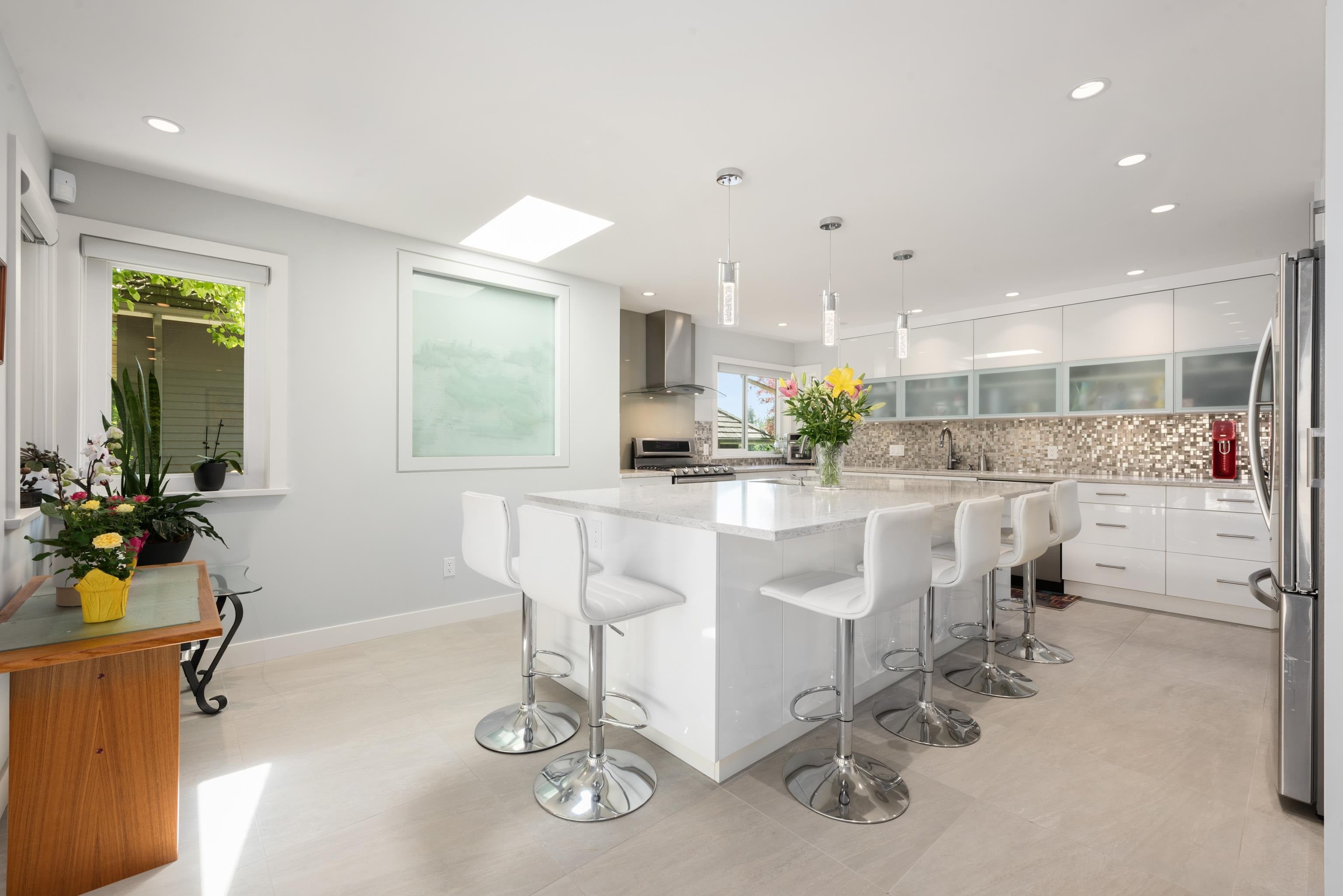 Additional image 2 of 772 Regal Crescent, North Vancouver, BC, V7K 2X8
