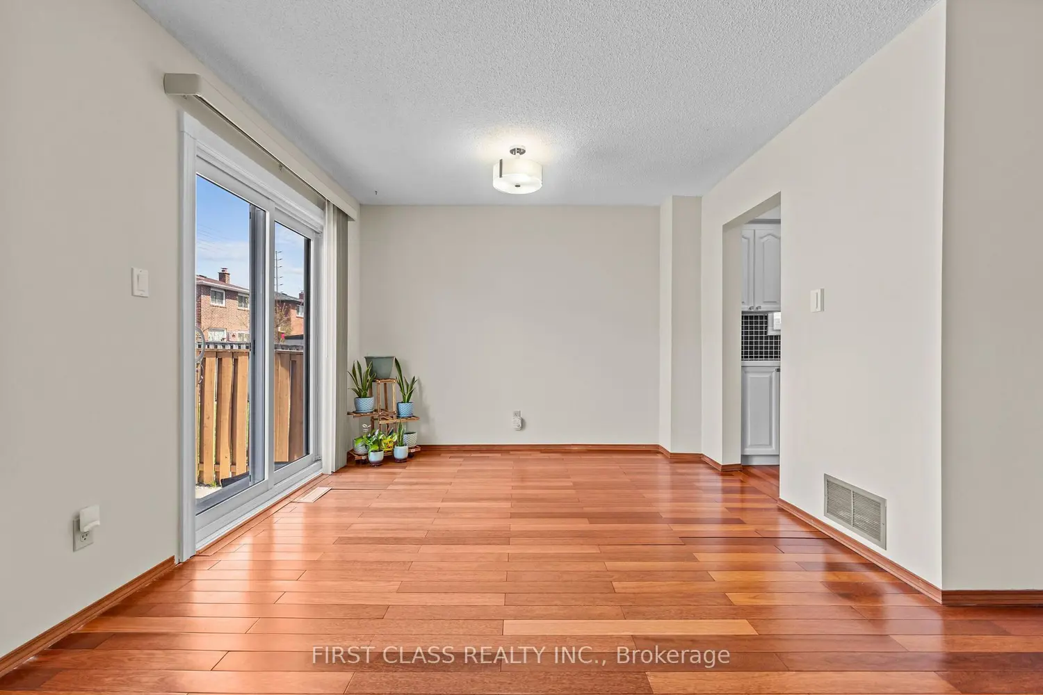 Additional image 8 of 4213 Beacon Lane